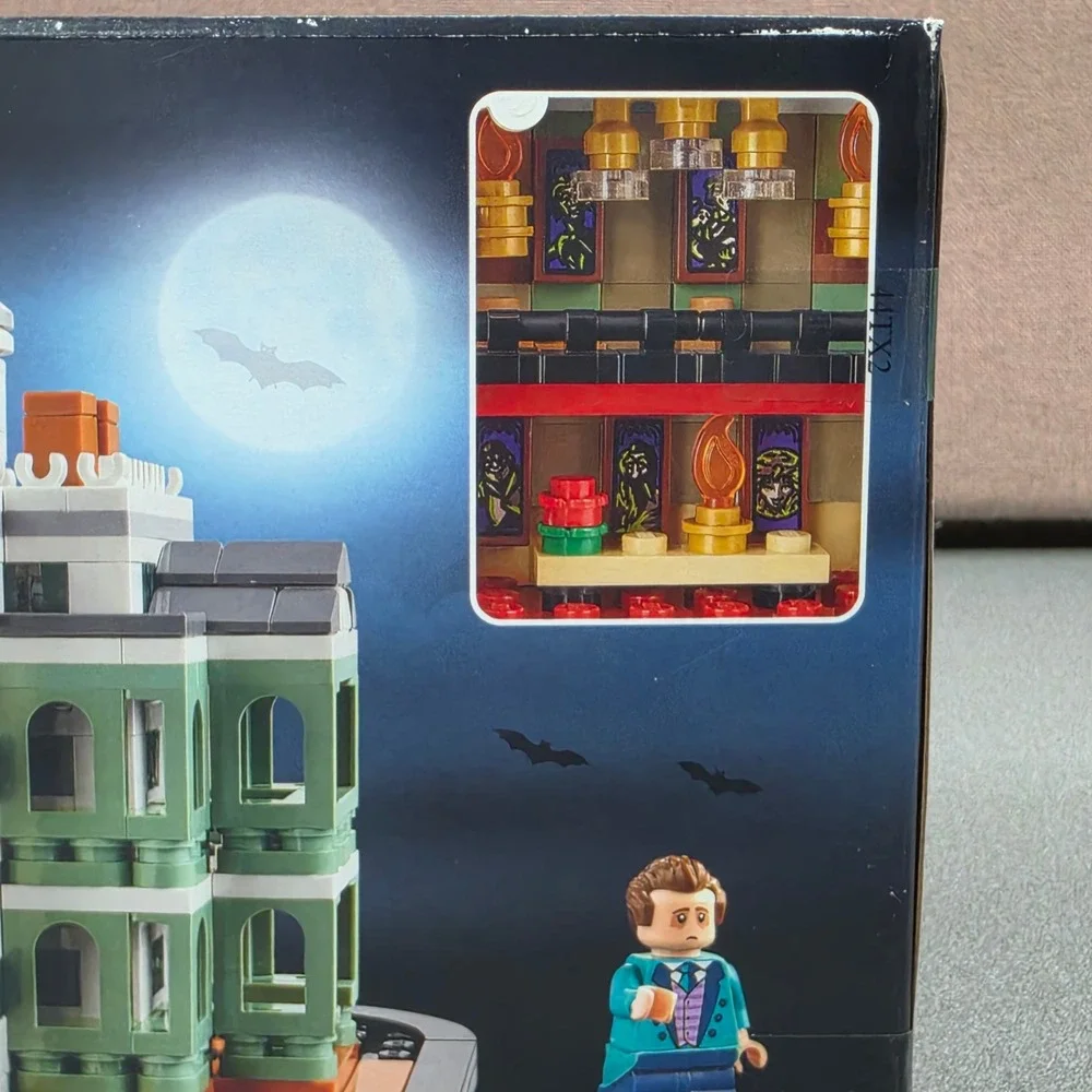 LEGO Mini Disney The Haunted Mansion 40521 Multicolor New Set 680 Pcs
